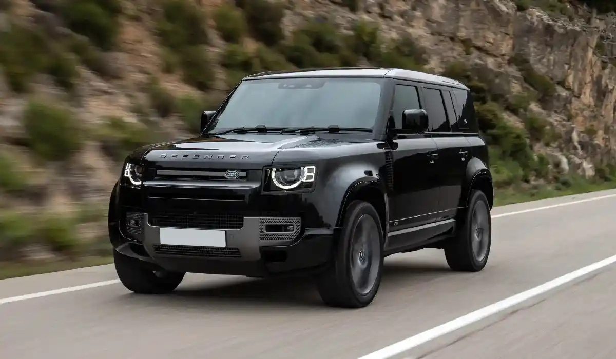 Land Rover - Defender 110 HSE P300 - Luxury Car Rentals - Preowned Luxury Car - Exclusive Concierge Club.webp